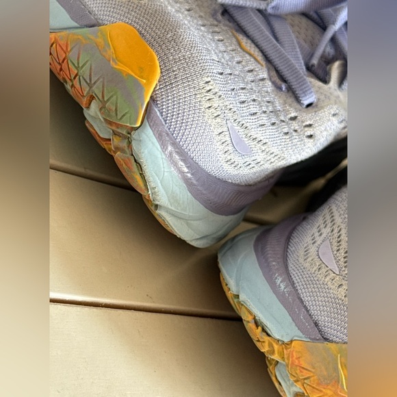 HOKA Clifton 8 Lavender / Pastel Blue - Women’s Size 7.5 - Picture 3 of 11